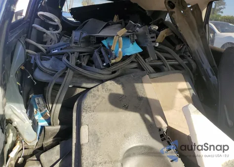 2018 Nissan Pathfinder S z USA, uszkodzony, nr VIN 5N1DR2MM6JC608438